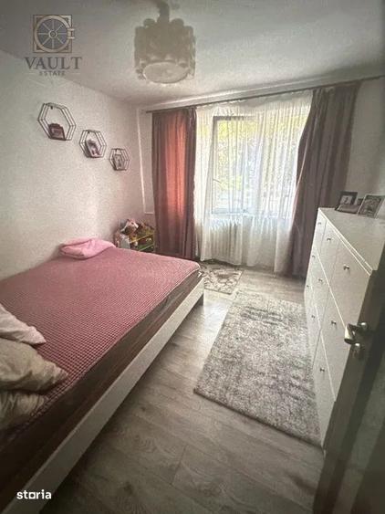 Apartament cu 2 camere decomandat, mobilat în Ozana