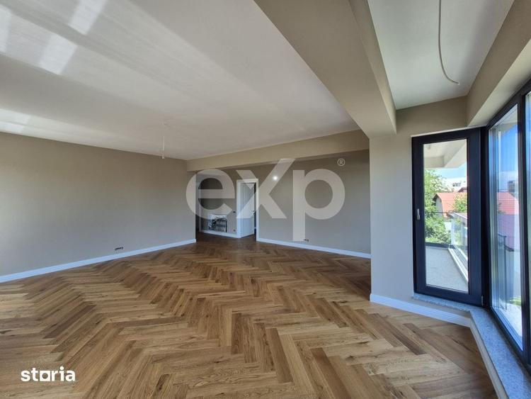 Apartament cu 3 camere în Băneasa