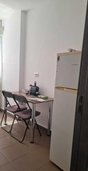 Apartament cu 3 camere decomandat, mobilat în Unirii