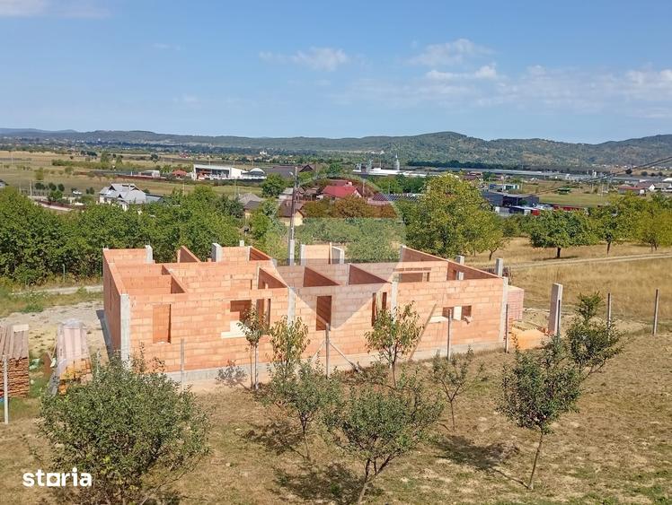 Casa / Vila cu 4 camere de vanzare - 9
