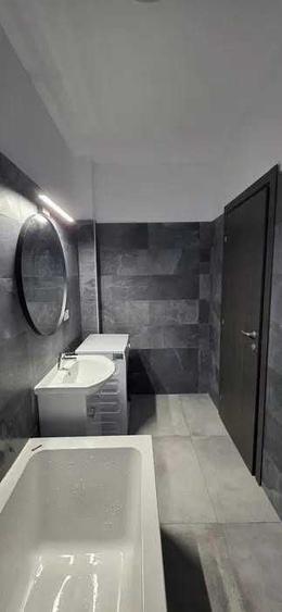 Apartament cu 2 camere în Apărătorii Patriei