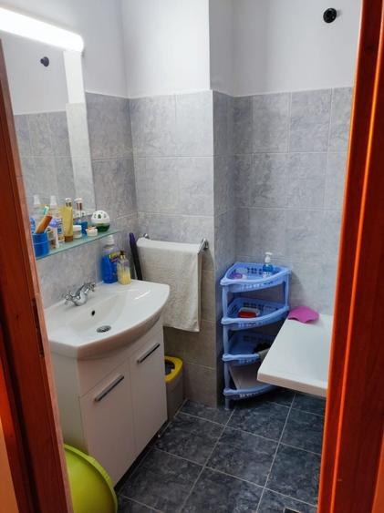 Garsonieră decomandată în Găvana
