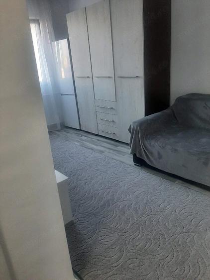 Garsonieră decomandată în Berceni