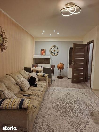 Apartament cu 2 camere decomandat, mobilat în Central