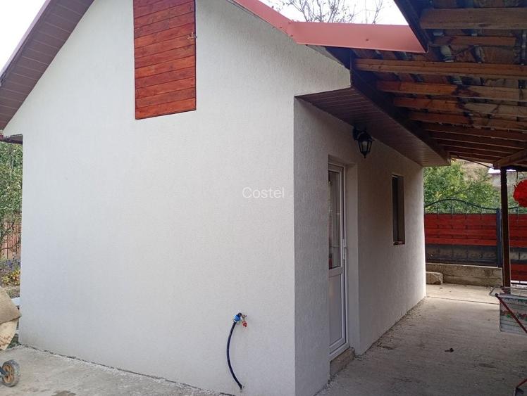 Vand casa intabulata, anexa si teren 1000mp in Carlig (Popricani)