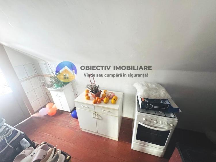 Casă cu 3 camere cu Canalizare în Dumbrava Roșie
