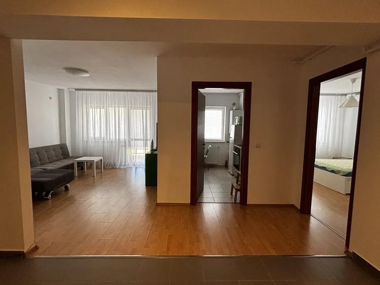 Apartament cu 2 camere semidecomandat în Exterior Vest