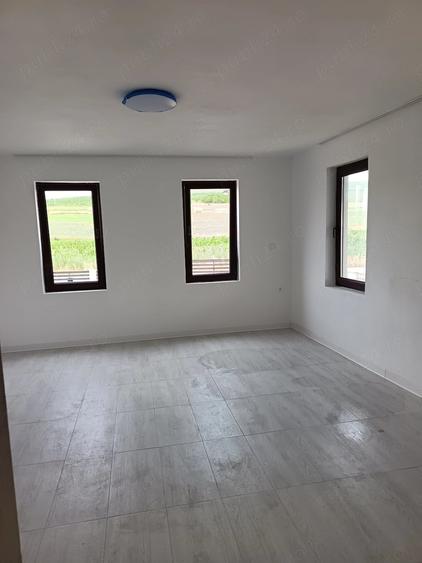 De vanzare duplex in Cepari . - 2