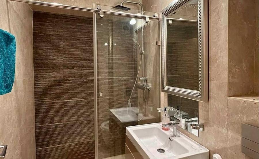 Apartament cu 3 camere decomandat în Dorobanți