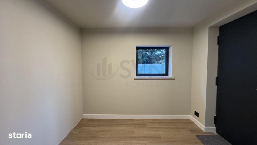 Casă cu 4 camere decomandat în Băneasa