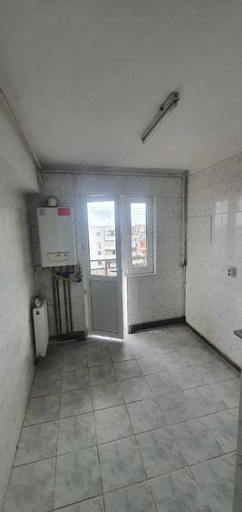 Apartament cu 2 camere decomandat în Vest