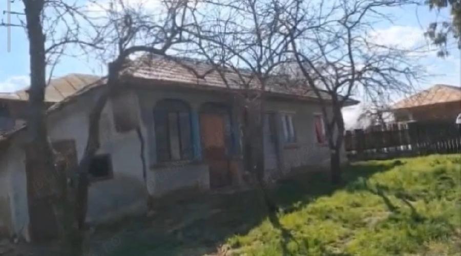 Casă cu Teren 1200 Mp în Vieru