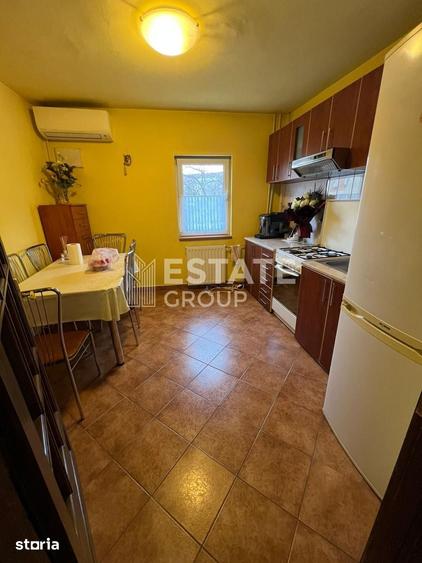 Apartament cu 3 camere semidecomandat în Aradului