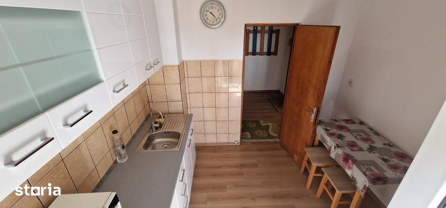 Apartament cu 2 camere decomandat, mobilat în Gara