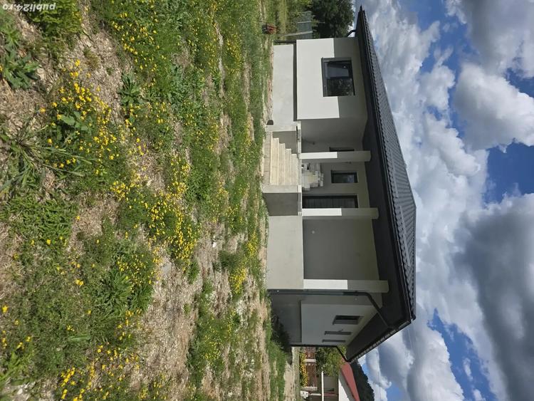 Casă cu 4 camere cu Teren 1200 Mp în Tăuții-Măgherăuș