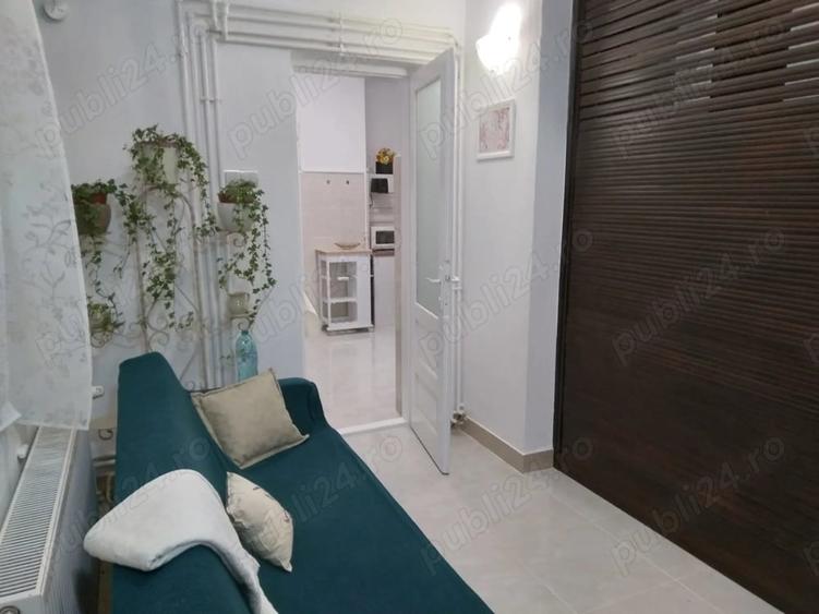 Apartament cu 2 camere decomandat în Romană