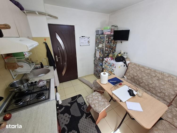 Apartament cu 3 camere decomandat în Inel II