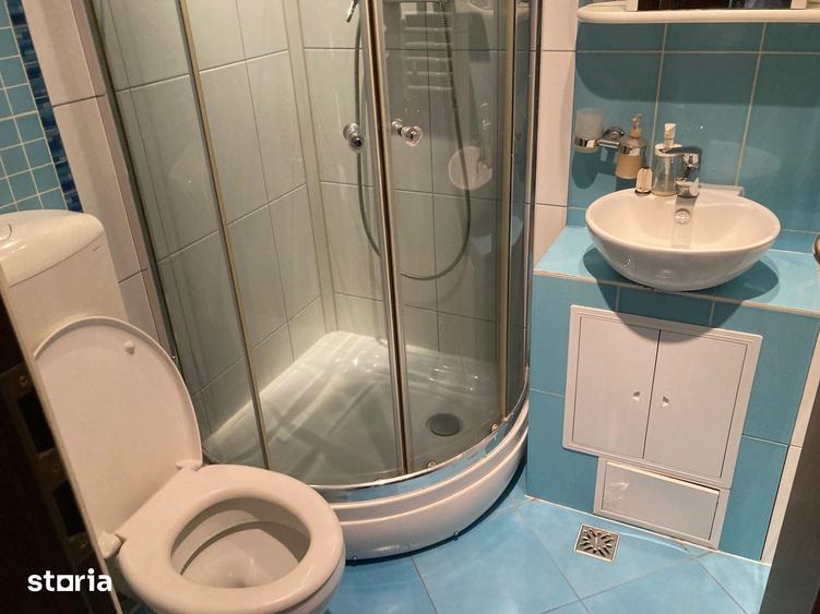 Apartament cu 3 camere în Sub Arini