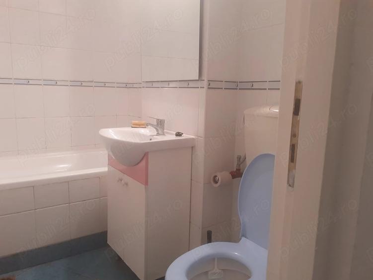 Apartament cu 2 camere decomandat în Călărași