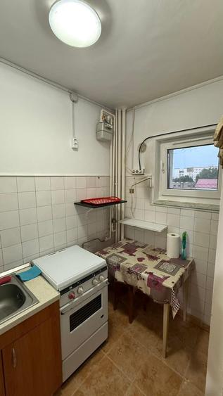 Apartament cu 2 camere decomandat în Berceni