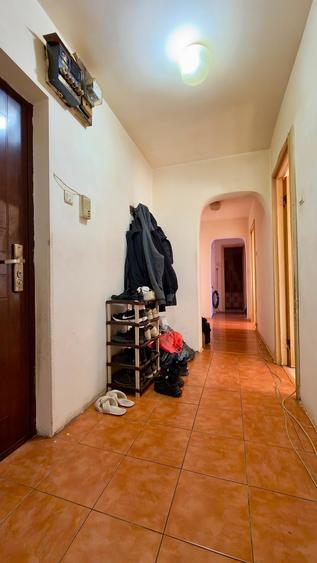 Apartament cu 3 camere în Titan