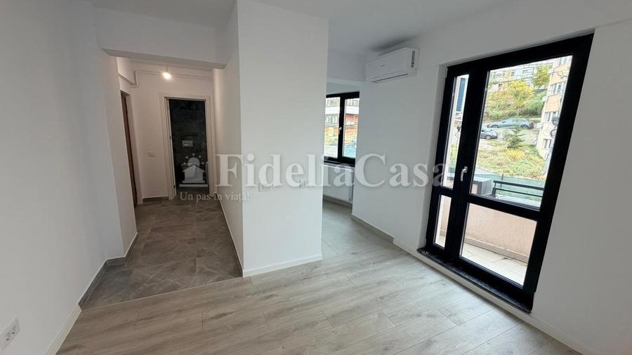 Apartament cu 3 camere în Păcurari