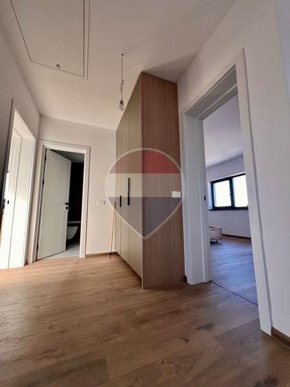 Duplex cu 4 camere cu Teren 350 Mp în Tărlungeni