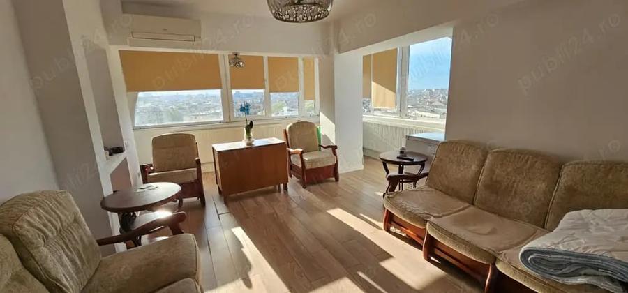 Casă cu 3 camere decomandat în Casa de Cultură