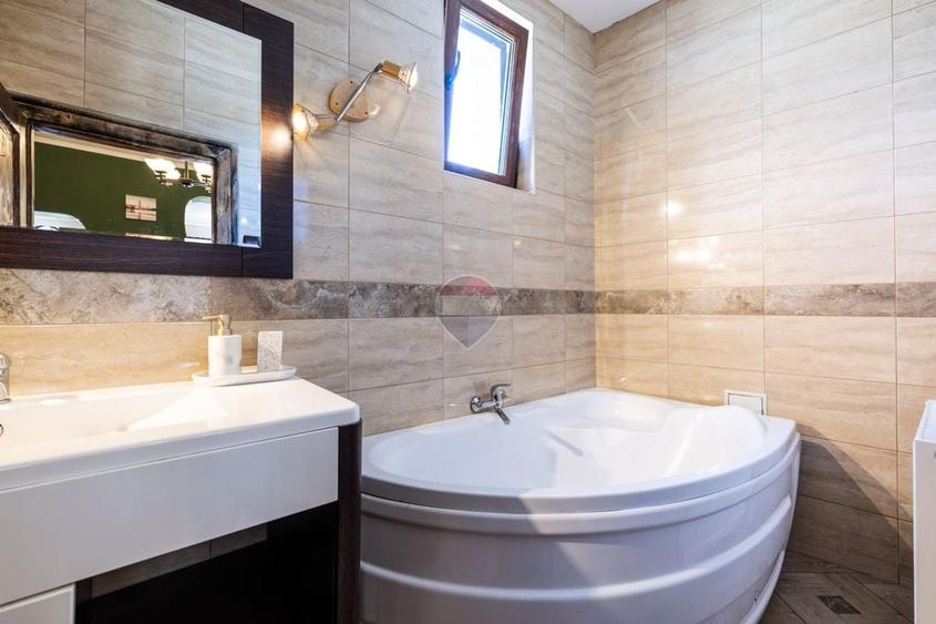 Apartament cu 3 camere decomandat în Blumăna