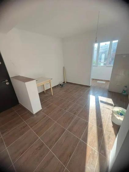 Apartament 2 camere decomandat str. Garoafei - 1