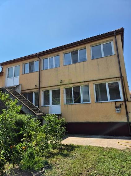 Spațiu comercial, de 613.70001220703 mp, în 1 Mai