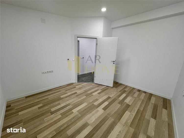 Casă cu 4 camere cu Teren 416 Mp în Păulești