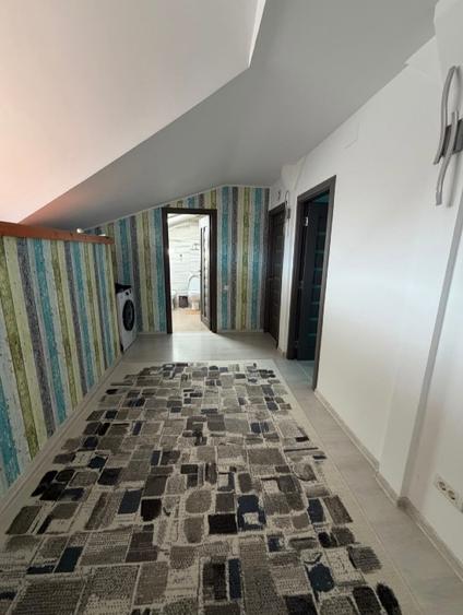 Casă cu 4 camere cu Teren 100 Mp în Central
