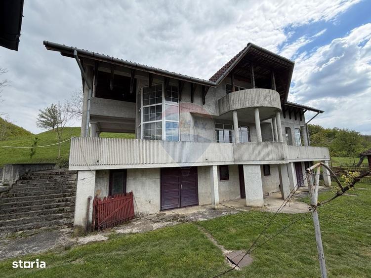 Casă cu 4 camere în Hovrila