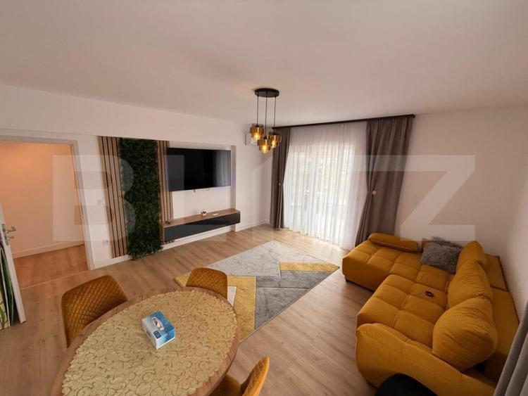 Apartament cu 2 camere ,etaj 1, 70mp util , balcon 12mp, Bar - 4