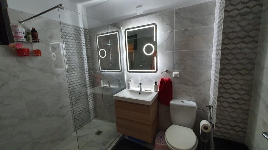 Casă cu 3 camere cu Teren 90 Mp în Central