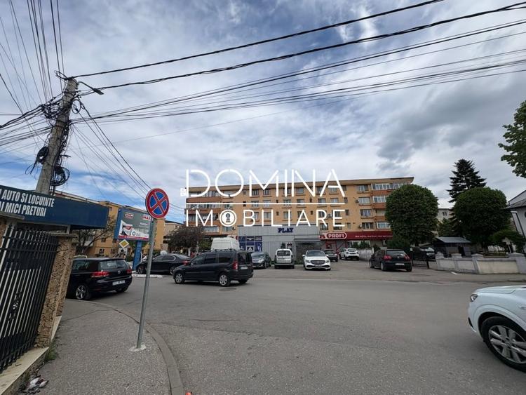 Spațiu comercial, de 430 mp, în 9 Mai