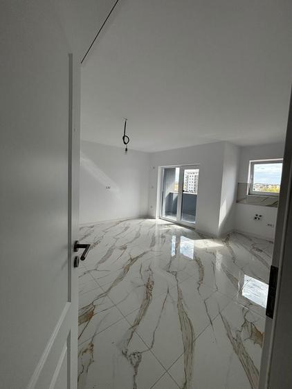 Apartament cu 2 camere decomandat în Giroc