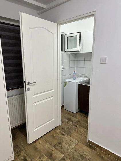 Garsonieră semidecomandată în Brâncoveanu
