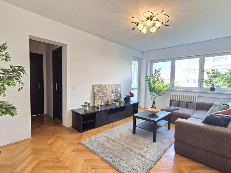 Apartament cu 2 camere semidecomandat în Bucureștii Noi