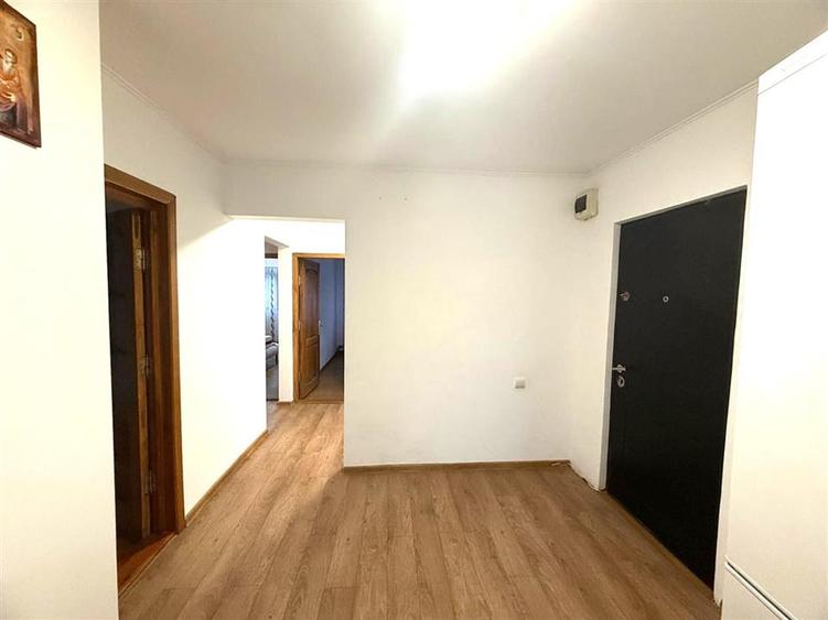 Apartament 3 camere conf  1 decomandat zona Dorobanti 1 - 13