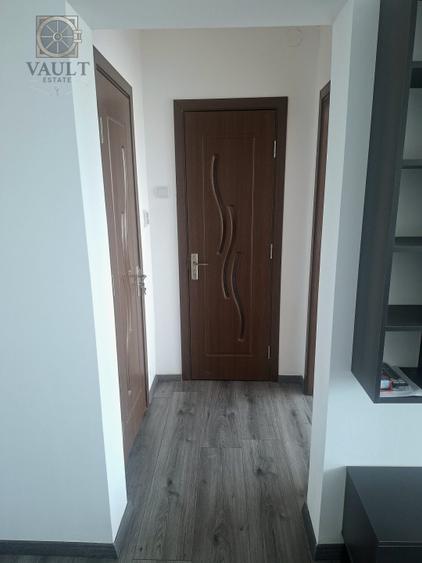 Apartament cu 2 camere semidecomandat, mobilat în Alexandru Obregia