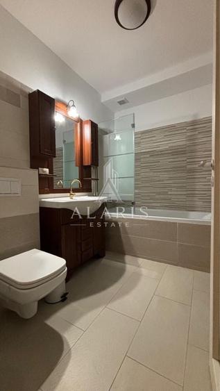 Apartament cu 4 camere decomandat în Ghiroda