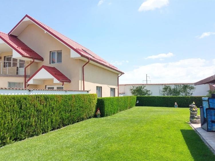 Casă individuală cu 5 camere cu Teren 4350 Mp în Sud-Est