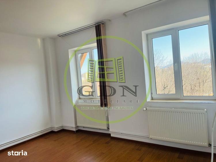 Apartament cu 2 camere decomandat în Centrul Civic