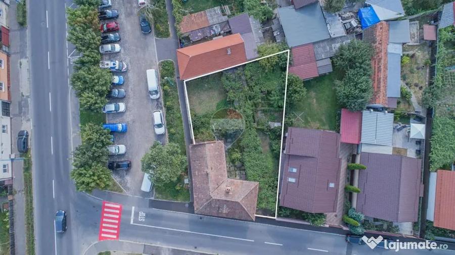 Casă cu 3 camere cu Teren 553 Mp în Central