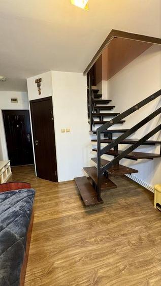Apartament cu 2 camere decomandat, mobilat în Nicolina