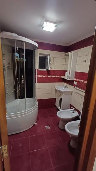 Apartament cu 2 camere decomandat în Lehnești