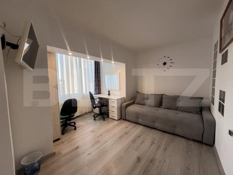 Apartament cu 3 camere decomandat, mobilat în Florești