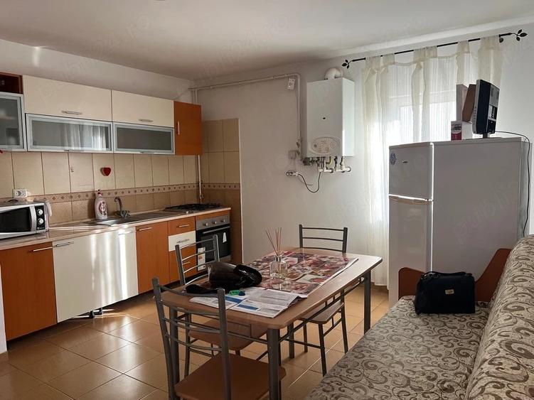Apartament cu 2 camere decomandat în Călărași